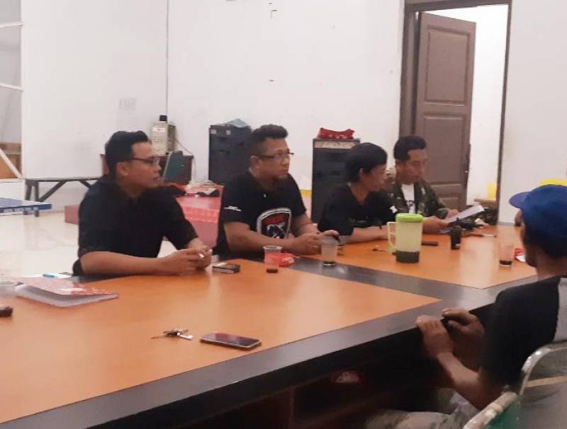 rapat evaluasi